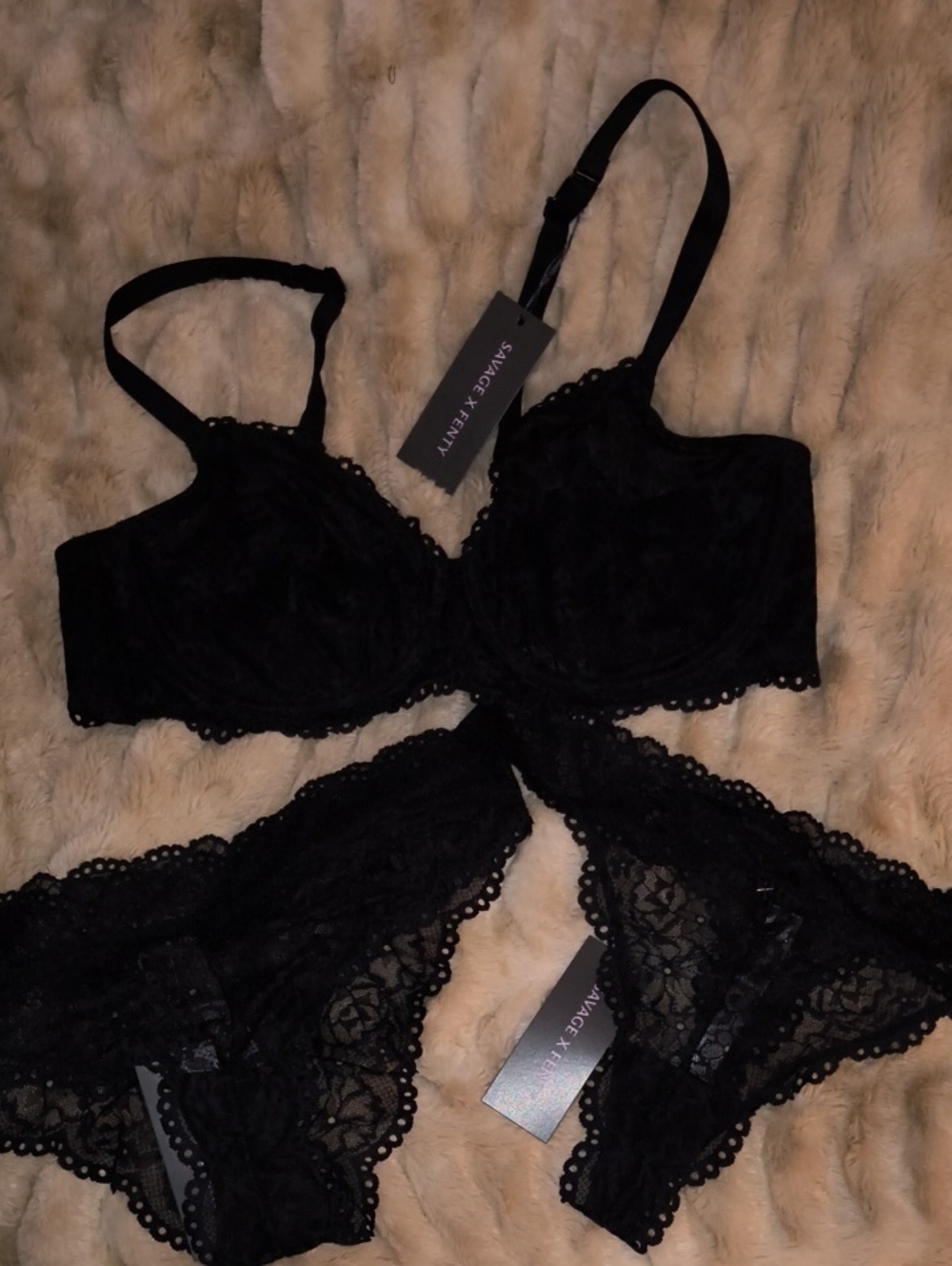 Savage X Fenty Soft N Savage Lace Unlined Demi Bra & Cheeky And Thong Set